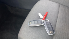 Nissan Qashqai 1.3 DiG-T MH N-Connecta 5dr Petrol Hatchback